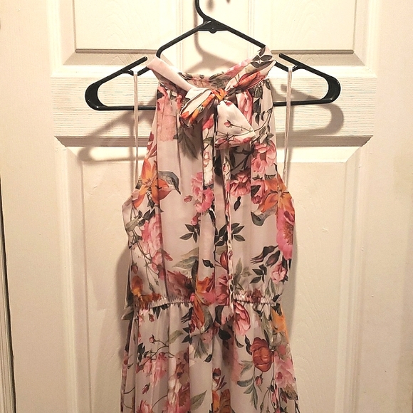 Eliza J Floral-Print Halter-Neck Maxi Dress - Picture 6 of 10